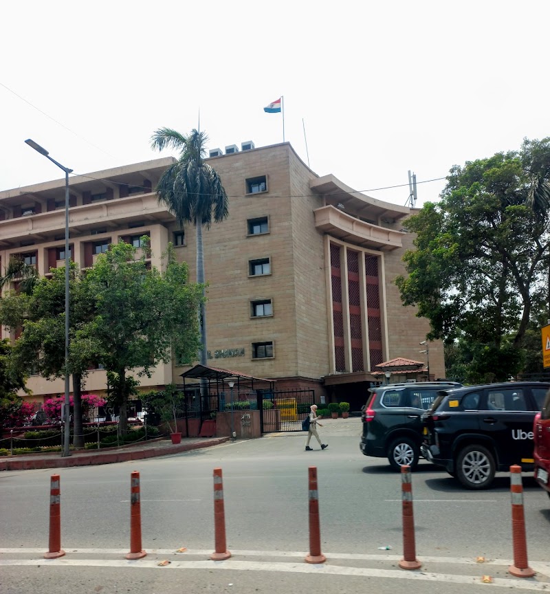 Rail Bhawan - Rail Bhawan Branch, Rail Bhavan, SBI Rail Bhawan, 256-A, Raisina Road, Rajpath Area, Central Secretariat, New Delhi, Delhi 110001, India