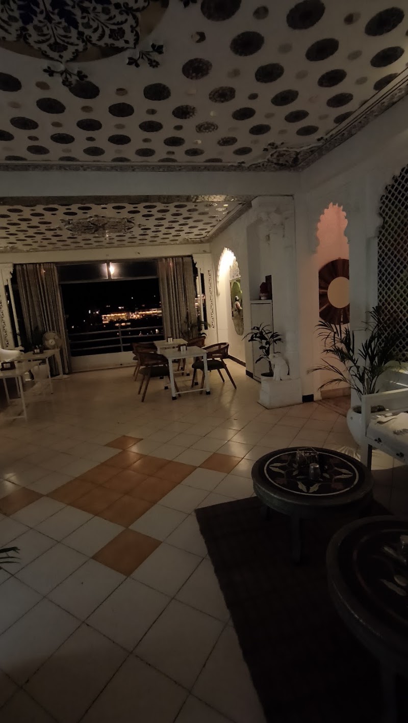 SELORA CAFE & ROOFTOP RESTAURANT - SELORA CAFE & ROOFTOP RESTAURANT 26/135, Lal Ghat Road, Old City, Udaipur, Rajasthan 313001, India