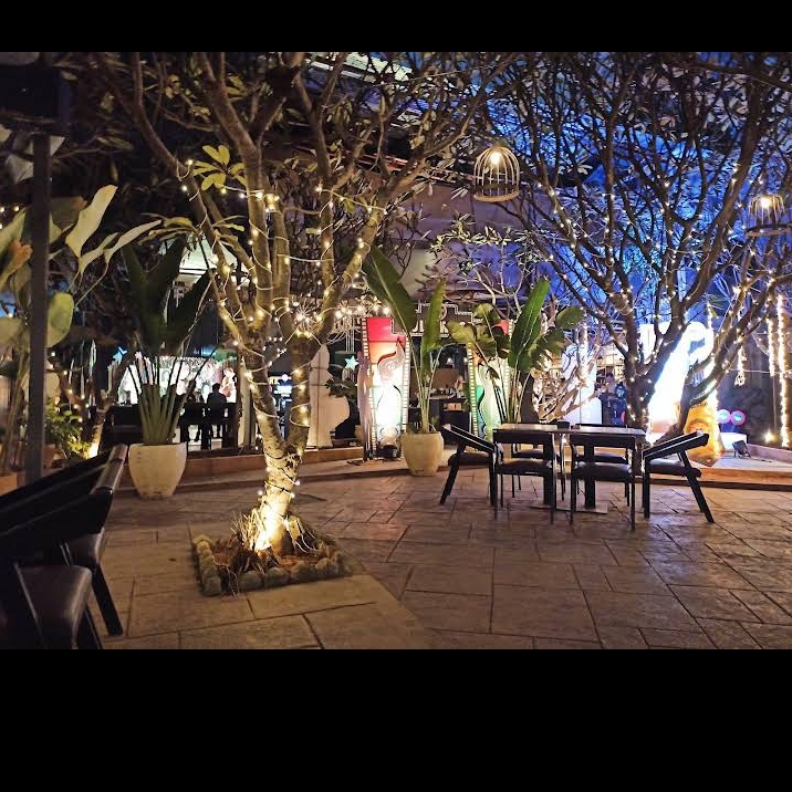 One Restaurant & Bar - One Restaurant & Bar 81, 1, Mundhwa Rd, next to Kapila Matrix, Koregaon Park Annexe, Mundhwa, Pune, Maharashtra 411036, India
