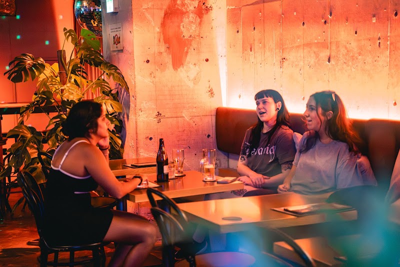 Encounter by UNPLAN cafe and dinning bar