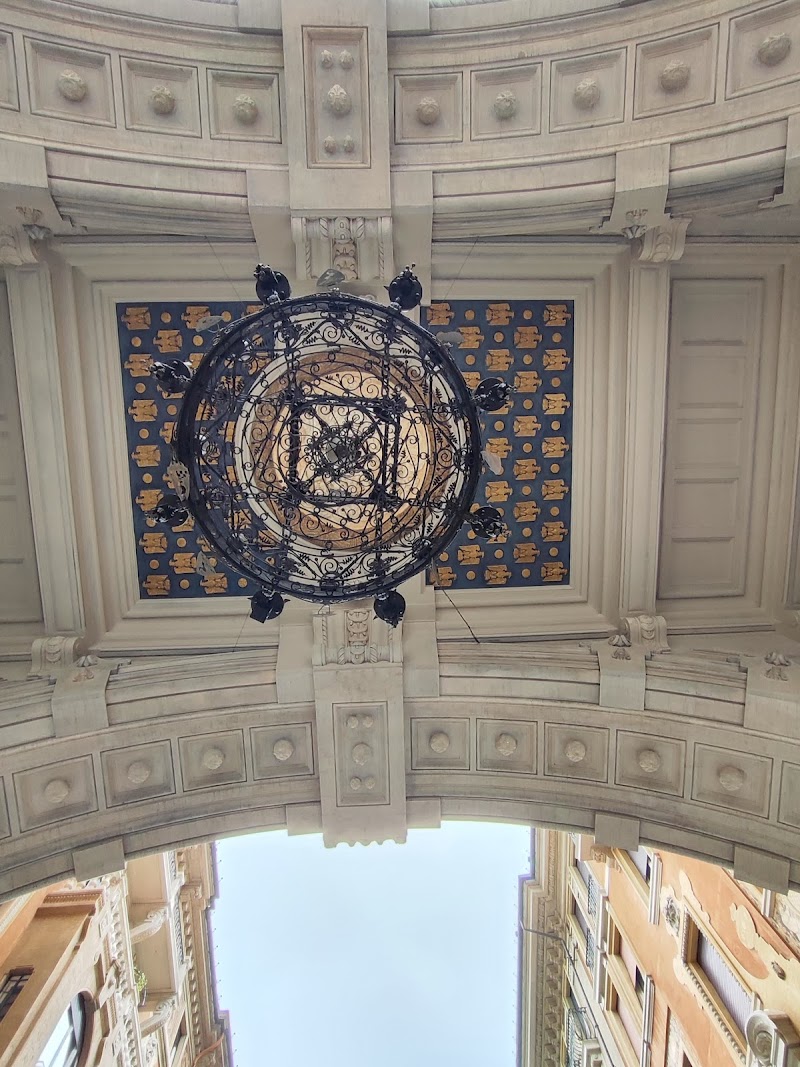 Palazzo del Ragno - Palazzo del Ragno, Piazza Mincio, 4, 00198 Roma RM, Italy