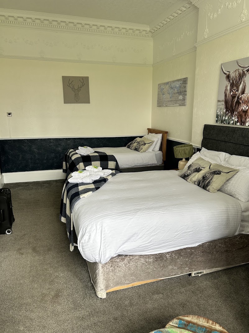 Brig O'Doon Guest House - Brig O'Doon Guest House 262 Ferry Rd., Edinburgh EH5 3AN, UK