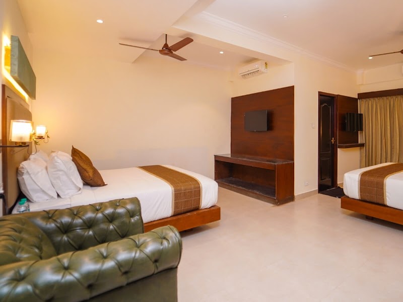 Hotel Comorin Grand - Hotel Comorin Grand, Main Road, Kanniyakumari, Kottaram East, Tamil Nadu 629702, India