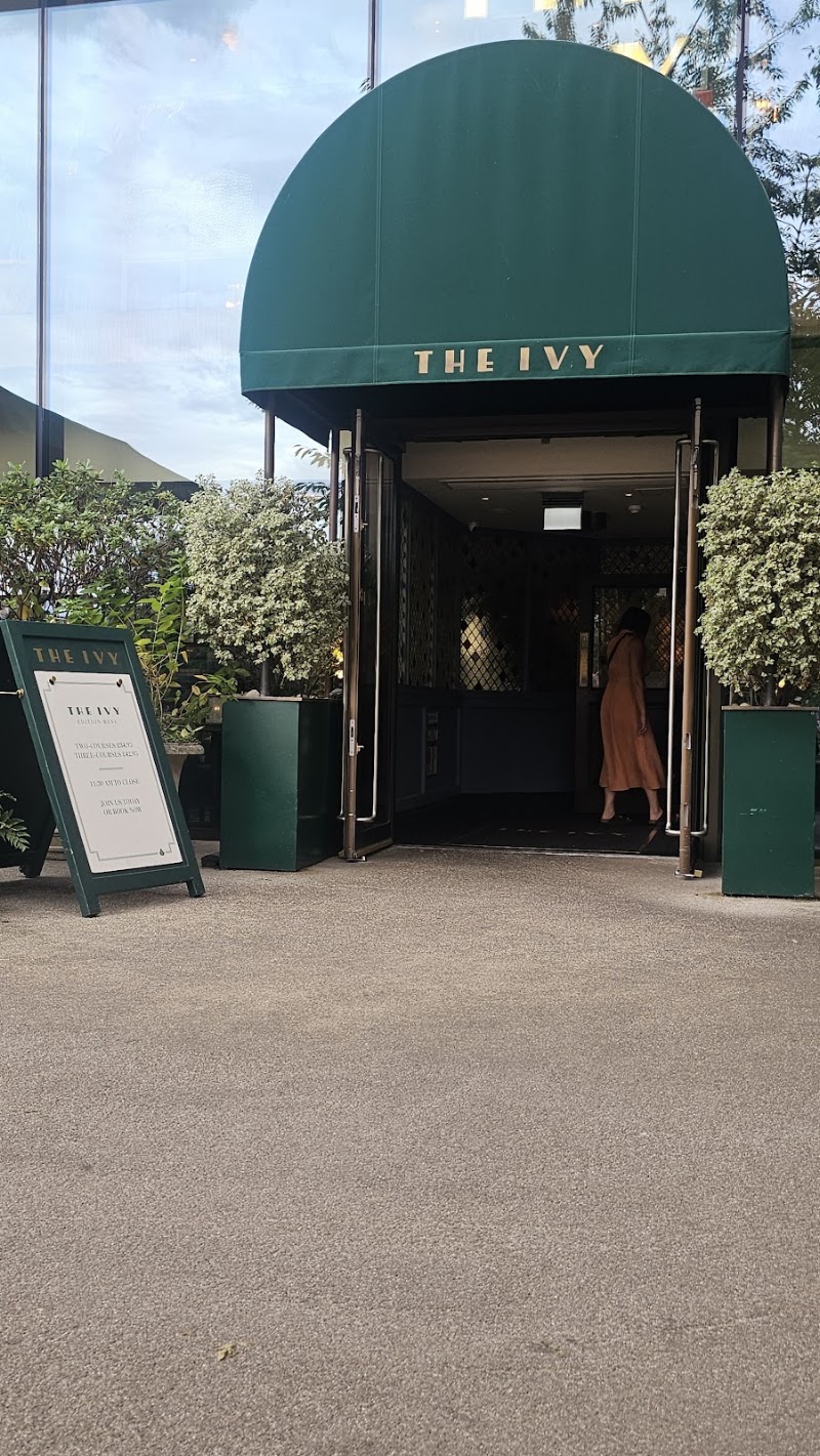 The Ivy Tower Bridge - The Ivy Tower Bridge One Tower Bridge, Tower Bridge Rd, London SE1 2AA, UK