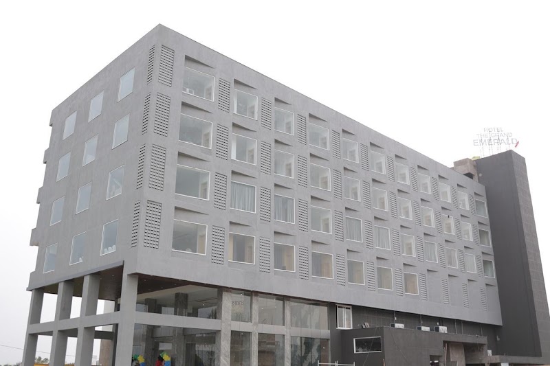 Hotel The Grand Emerald - Hotel The Grand Emerald, in front of The Jain International School, Sakri, Bilaspur, Chhattisgarh 495001, India
