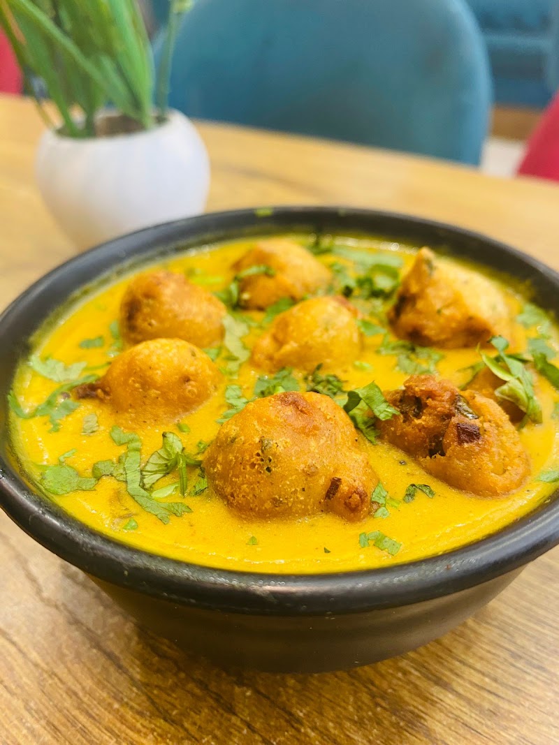 Lite Meal Cafe & Restaurant - Lite Meal Cafe & Restaurant Aren corporate, Race Course Rd, beside CSB Bank, New Palasia, Indore, Madhya Pradesh 452001, India