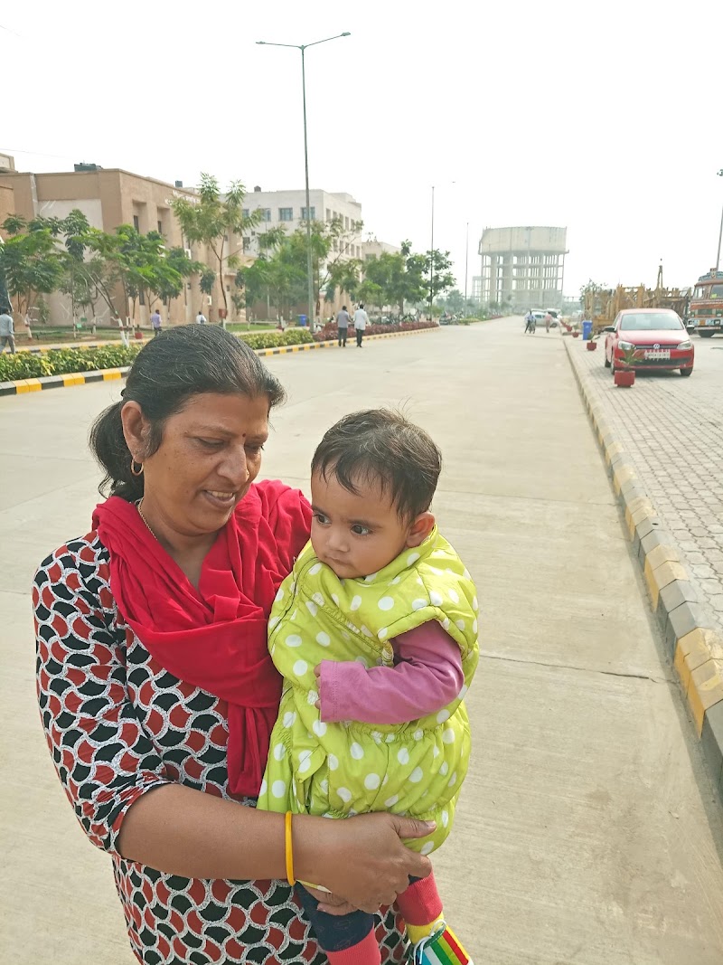 trauma building - trauma building, 7H5H+6V4, Great Eastern Rd, AIIMS Campus, Tatibandh Colony, Raipur, Chhattisgarh 492099, India