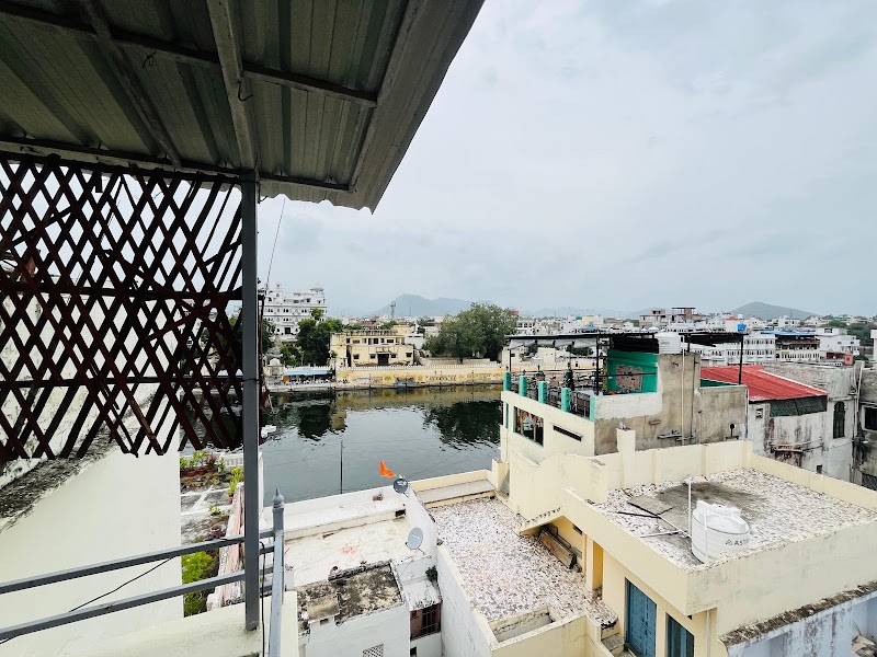 Heritage Haveli Guest House - Heritage Haveli Guest House Ward No. 22, Paneri Bhavan, 37, Gadiya Devra Marg, Chand Pole, Inside, Udaipur, Rajasthan 313004, India