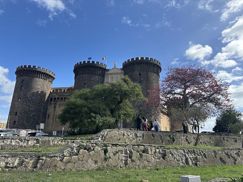 Naples City Sightseeing - Naples City Sightseeing, Largo Castello, P.za Municipio, 80100 Napoli NA, Italy