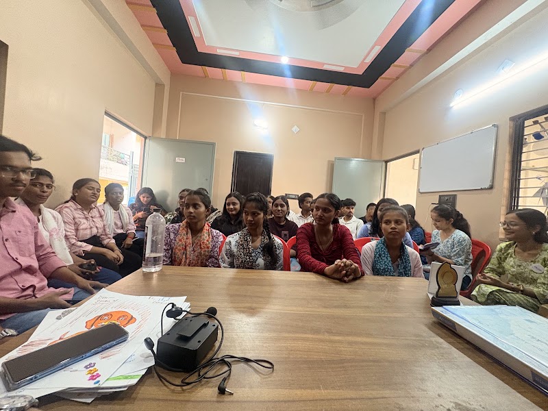 Patna Regional Office-DWAR Foundation - Patna Regional Office-DWAR Foundation, Savitri Complex, E Gola Rd, near Hanuman Mandir, Vivek Vihar Colony, Danapur, Patna, Bihar 801503, India