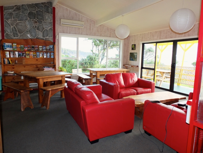 Punakaiki Beach Hostel - Punakaiki Beach Hostel, 2 Webb Street, Punakaiki 7873, New Zealand