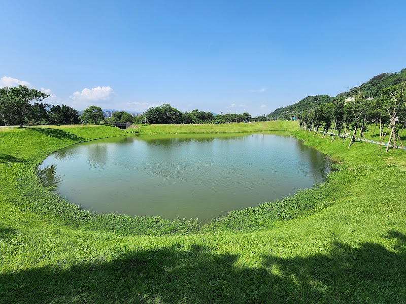 Shanjia Lotus Pond - Shanjia Lotus Pond X98Q+JR, Shulin District, New Taipei City, Taiwan 238