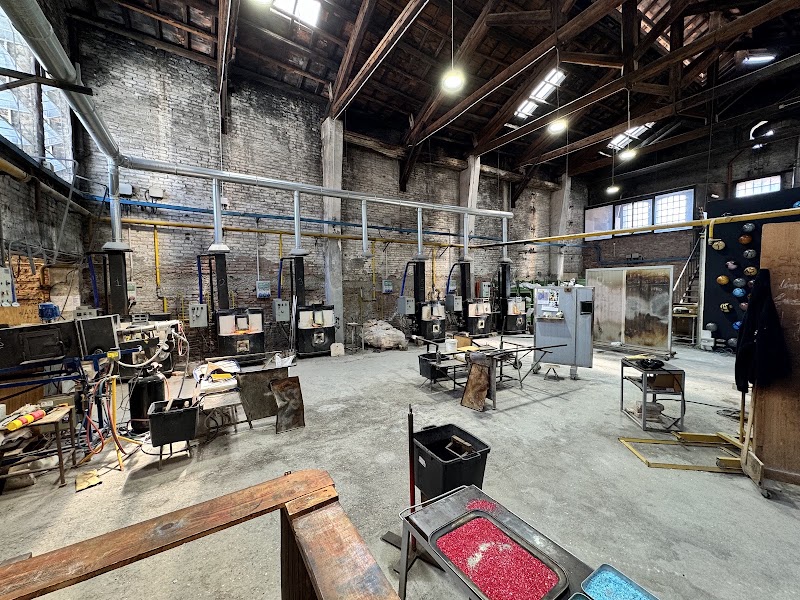 Wave Murano Glass Srl - Factory, Experiences & Curated Tours - Wave Murano Glass Srl - Factory, Experiences & Curated Tours Fondamenta da Mula, 152, 30141 Venezia VE, Italy