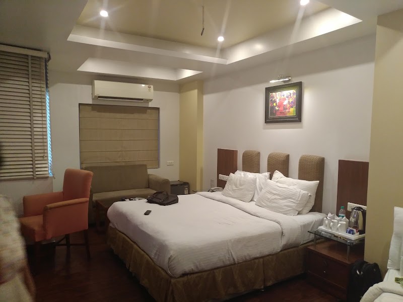 Hotel Palm D'or - Hotel Palm D'or 8595/1, Opp New Delhi Station, Desh Bandhu Gupta Rd, Arya Nagar, Paharganj, New Delhi, Delhi, 110055, India