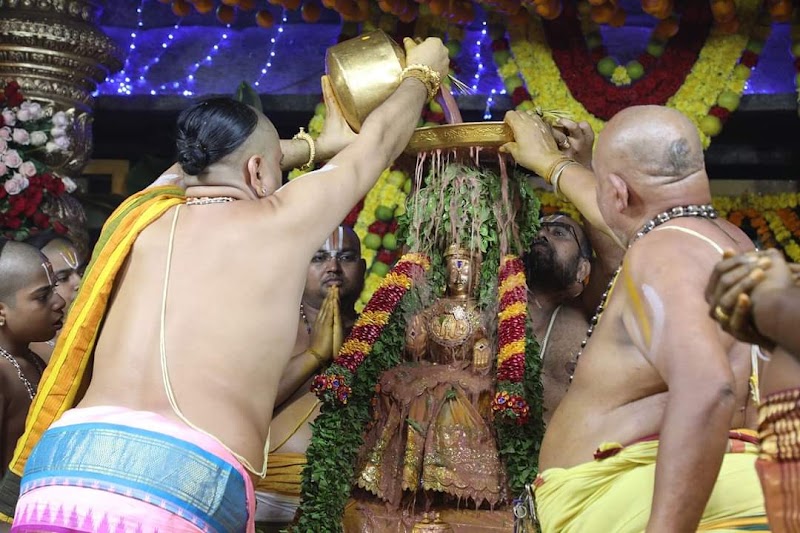 அலமேலுதாயார் திருச்சானுர் - அலமேலுதாயார் திருச்சானுர் JC5X+5XQ, Tiruchanur, Andhra Pradesh 517503, India