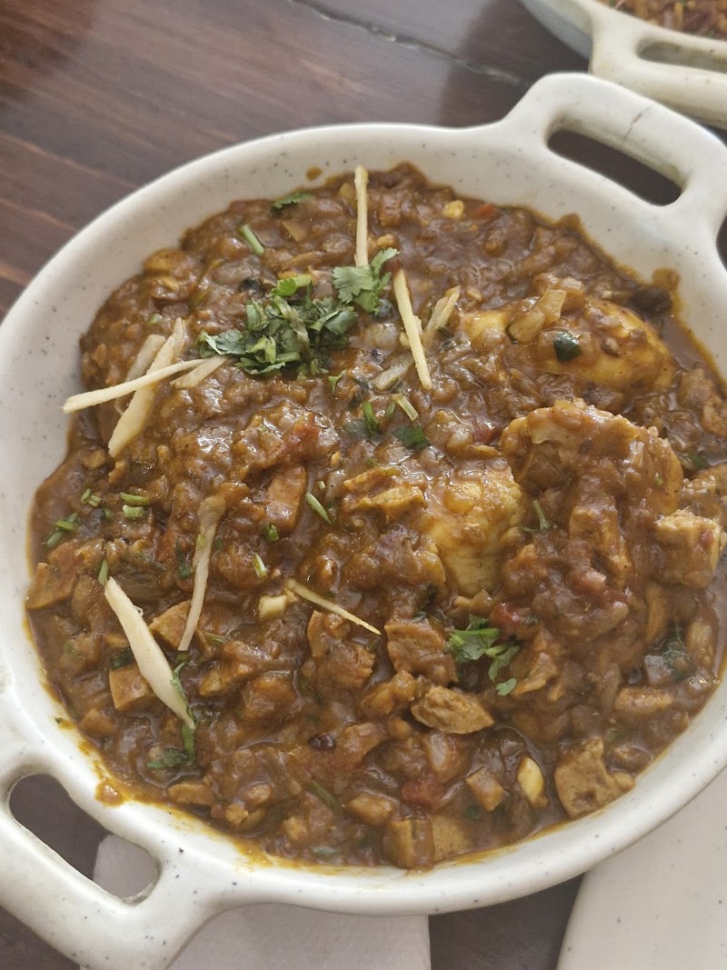 Veer Da Chappar ( Best family restaurant in gurugram ) - Veer Da Chappar ( Best family restaurant in gurugram ) Shop no 386/ 11, shivpuri extension, near pappu fish corner, rattan garden, New Colony, Sector 7, Gurugram, Haryana 122001, India