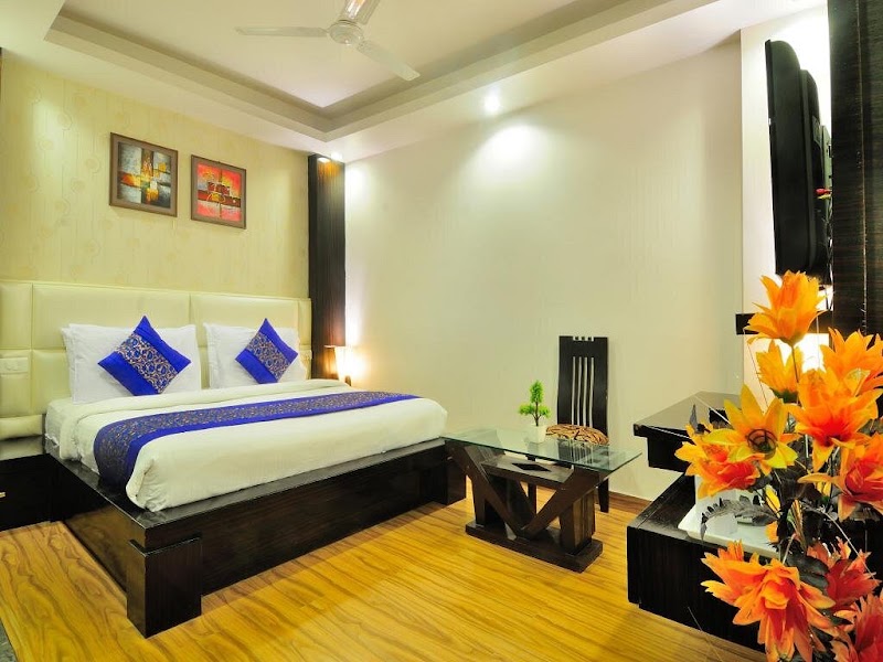 Hotel Elegance - Hotel Elegance Plot No. 7885, 34, Arakashan Rd, Ram Nagar, Paharganj, Delhi, New Delhi, Delhi 110055, India