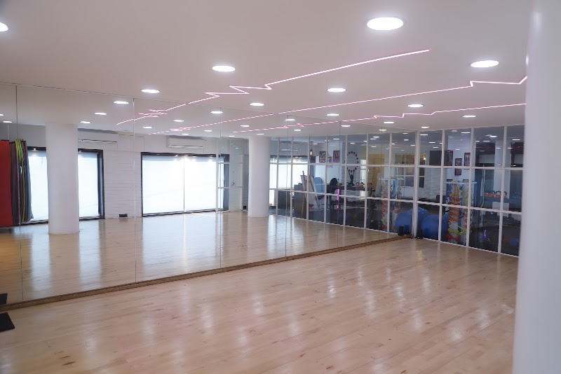 Danzofit - The Happiest Fitness studio in Aundh - Danzofit - The Happiest Fitness studio in Aundh, 102, Akshay Complex 1st Floor Pushpak Park Opposite Suzlon, Ward No. 8, Pushpak Park, Aundh, Pune, Maharashtra 411067, India
