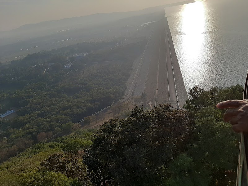 Gandhi Minar - Gandhi Minar, GVVQ+M75, Hirakud, Odisha 768016, India