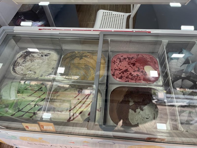 Caro - Empathy & Ice Cream (Bandra) - Caro - Empathy & Ice Cream (Bandra), 58 St. Andrews road near New India Pali Mala Road, Pali Hill, silvabidi shop, joseph d, Bandra West, Mumbai, Maharashtra 400050, India