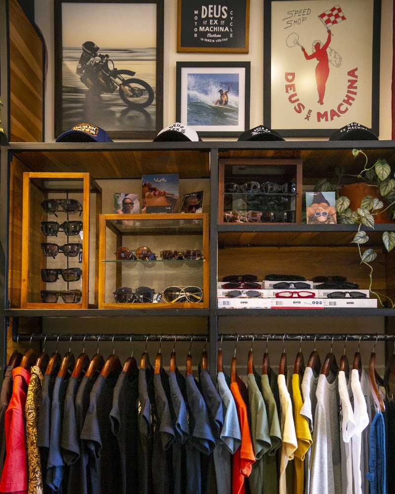 Deus Ex Machina - Ubud - Deus Ex Machina - Ubud, Jl. Monkey Forest No.16, Ubud, Kecamatan Ubud, Kabupaten Gianyar, Bali 80571, Indonesia