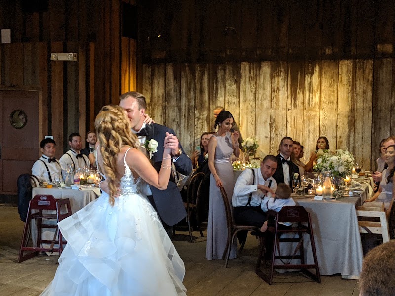 The Barns at Cooper Molera - The Barns at Cooper Molera 535 Polk St, Monterey, CA 93940, USA