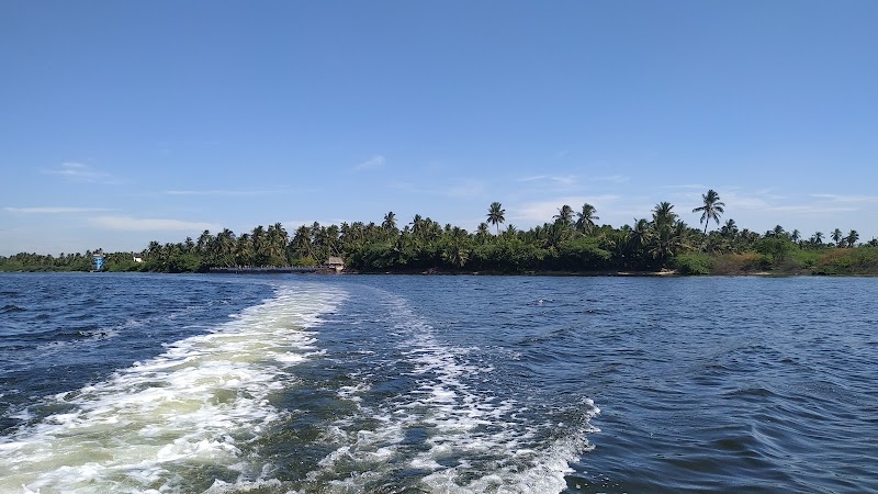 PARADISE BEACH (ISLAND) STARTING POINT Pondicherry tourism development corp - PARADISE BEACH (ISLAND) STARTING POINT Pondicherry tourism development corp chunnambar Boat house nonankuppam, VRM2+G8H tourism development corp, Puducherry, Nonankuppam, Puducherry 605007, India
