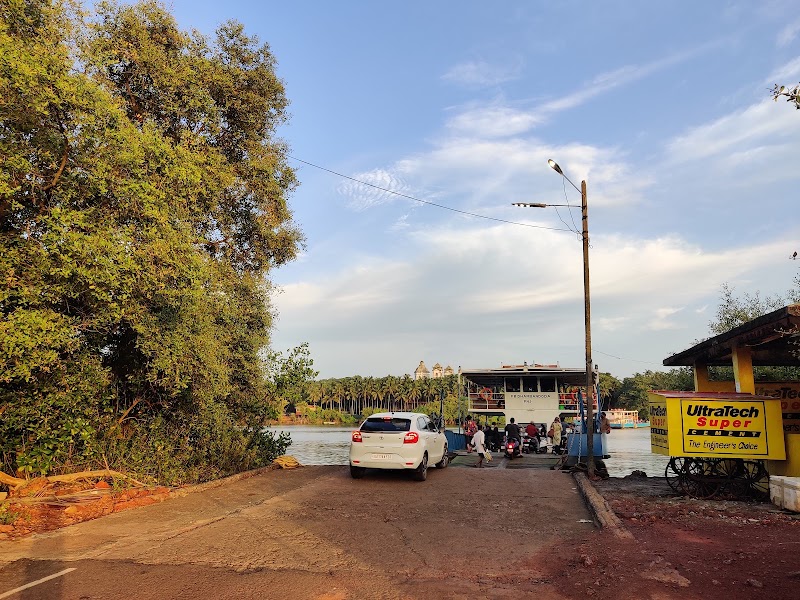 Diwar ferry terminal - Diwar ferry terminal, GW47+J9J, Unnamed Road, Old Goa, Goa 403402, India