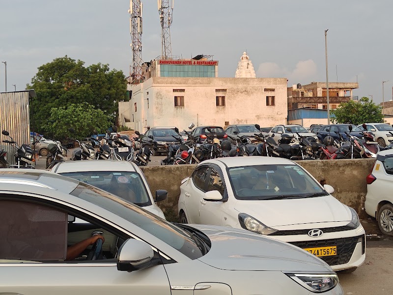 Ghaziabad Railway Station - Ghaziabad Railway Station, 224, Bhur Bharat Nagar, Railway Colony, Madhopura, Ghaziabad, Uttar Pradesh 201009, India