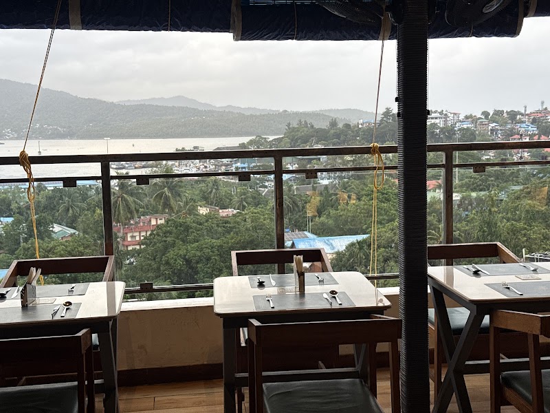 Seafood Delights Andaman | Best Sea View Restaurant in Port Blair - Seafood Delights Andaman | Best Sea View Restaurant in Port Blair MA Rd, Phoenix Bay, Sri Vijaya Puram, Andaman and Nicobar Islands 744101, India