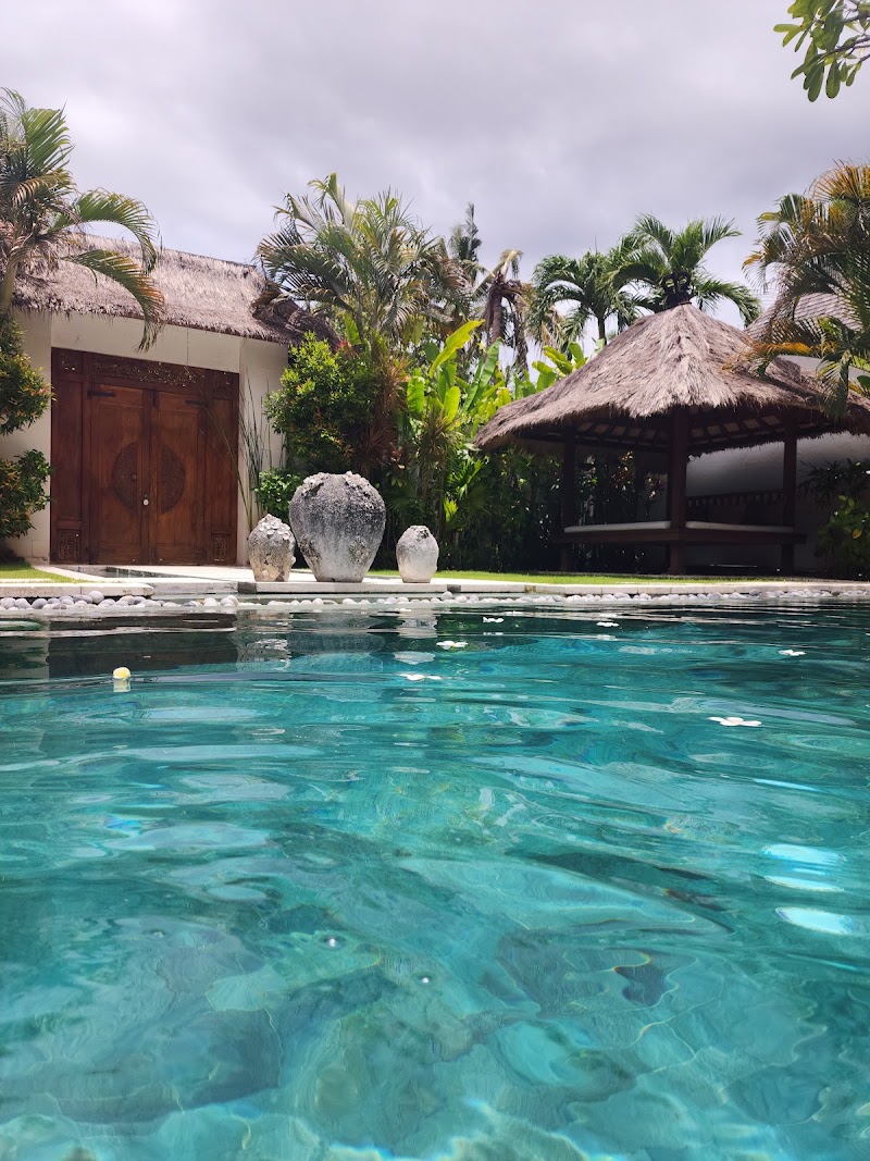 Nyaman Villas - Nyaman Villas, Gg. Kahyangan No.15, Seminyak, Kec. Kuta, Kabupaten Badung, Bali 80361, Indonesia