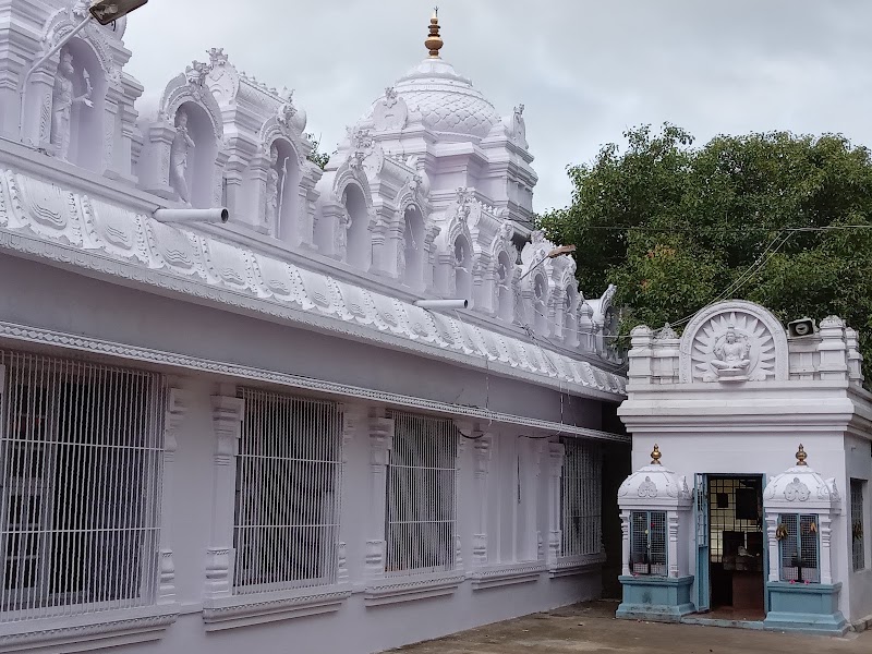 Sri Kaiwara Yogi Nareyana Mata - Sri Kaiwara Yogi Nareyana Mata, 8XXP+H58, Mutt Rd, Kaiwara, Karnataka 563128, India