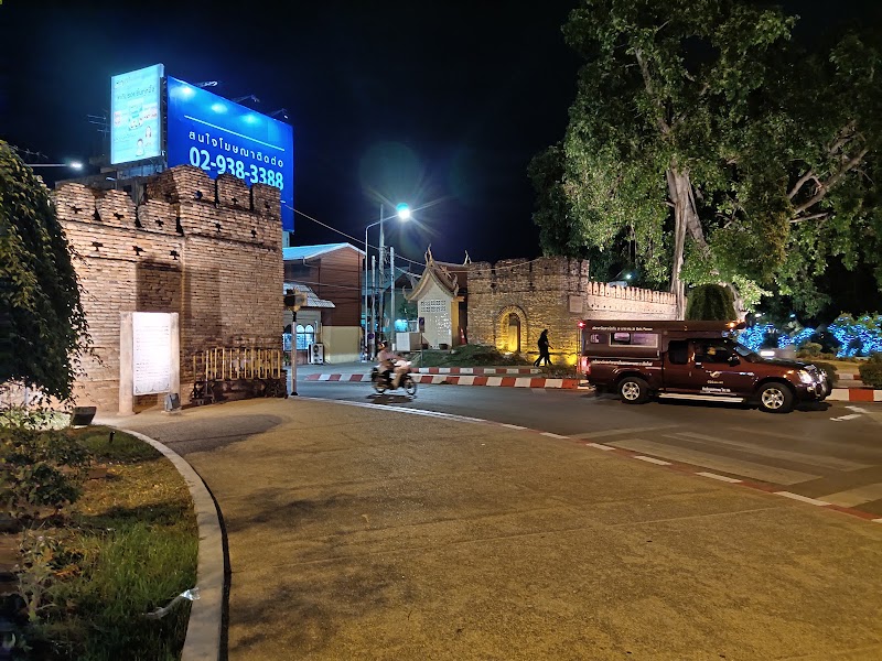 Chiang Mai Gate - Chiang Mai Gate QXJQ+GJW, Mun Mueang Rd, Tambon Phra Sing, Amphoe Mueang Chiang Mai, Chang Wat Chiang Mai 50200, Thailand