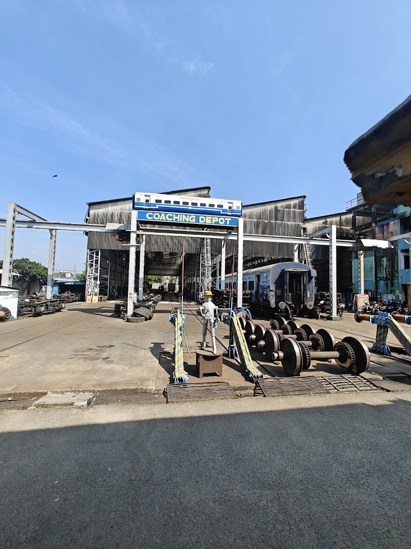 Trivandrum Central Railway Station - Trivandrum Central Railway Station FXP3+R39, Chalai Bazaar, Thampanoor, Thiruvananthapuram, Kerala 695001, India
