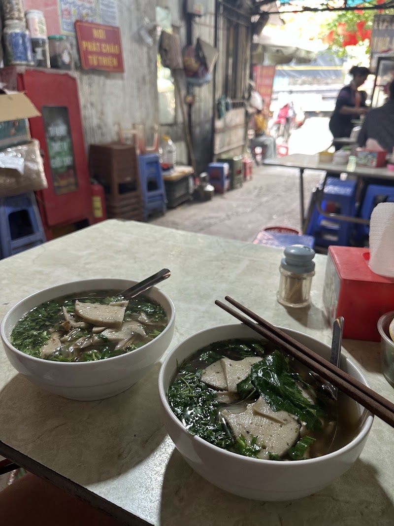 Vegan Pho Mrs Rose - Vegan Pho Mrs Rose 74 P. Quán Sứ, Cửa Nam, Hà Nội, Vietnam