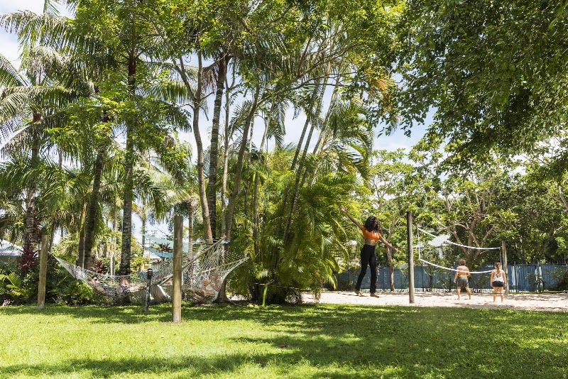 Summer House Cairns - Summer House Cairns 341 Lake St, Cairns North QLD 4870, Australia