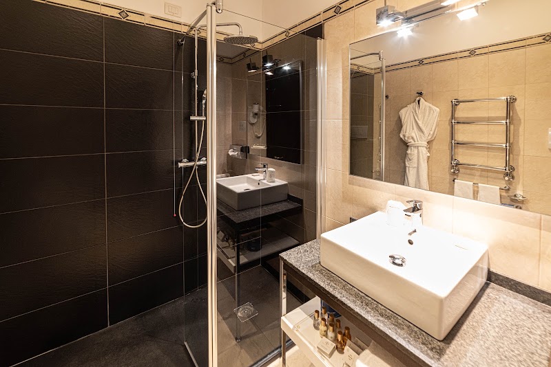 Phi Hotel Bologna - Phi Hotel Bologna, Via de' Fusari, 9, 40123 Bologna BO, Italy