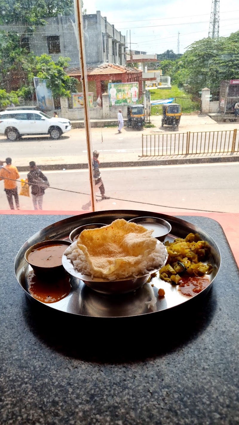 New Sagar VEG - New Sagar VEG, Rajkumar Circle, Mandya, SH-33, Kollegal Main Road, Malavalli, Malavalli, Karnataka 571430, India