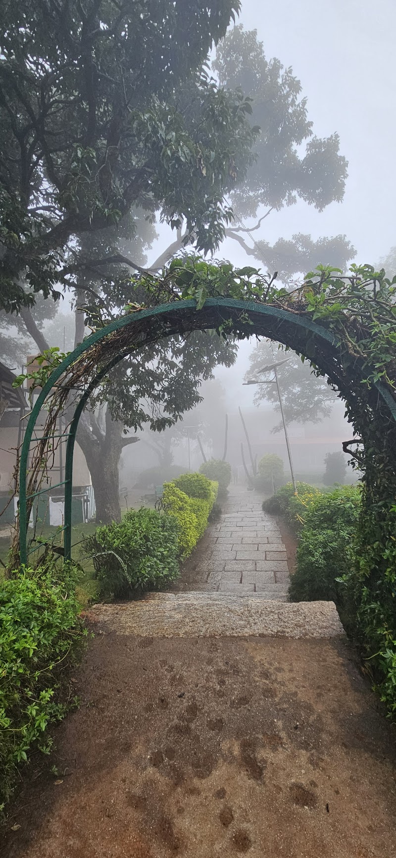 Nandi Hills Sunrise View point - Nandi Hills Sunrise View point 9M9M+FR5, Nandi Hills, Karnataka 562103, India