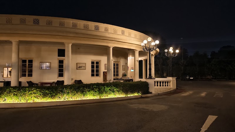 Garden Hotel