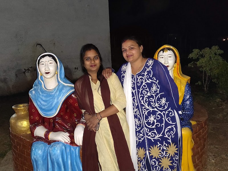 Haveli Garden - Haveli Garden, 42C3+9F4, Lakdai Jamhodi, Madhya Pradesh 480223, India