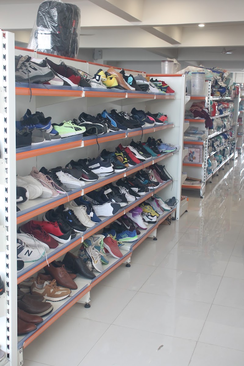 APEX AGENCY - APEX AGENCY, Raipura Chowk, Ring Road No. 1, beside SML Isuzu Showroom, Changurabhata, Raipur, Chhattisgarh 492013, India