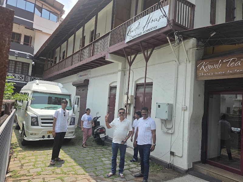 Kowdi house - Kowdi House, R Madhavan Nair Rd, opposite water authority, Ravipuram, Perumanoor, Kochi, Kerala 682016, India