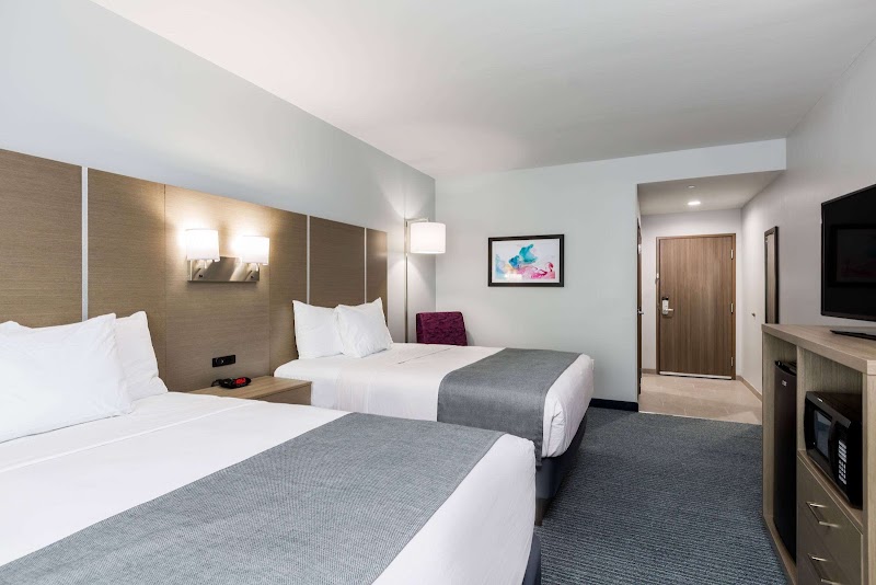 Days Inn & Suites by Wyndham Houston NW Cypress - Days Inn & Suites by Wyndham Houston NW Cypress 10650 Huffmeister Rd, Houston, TX 77065, USA