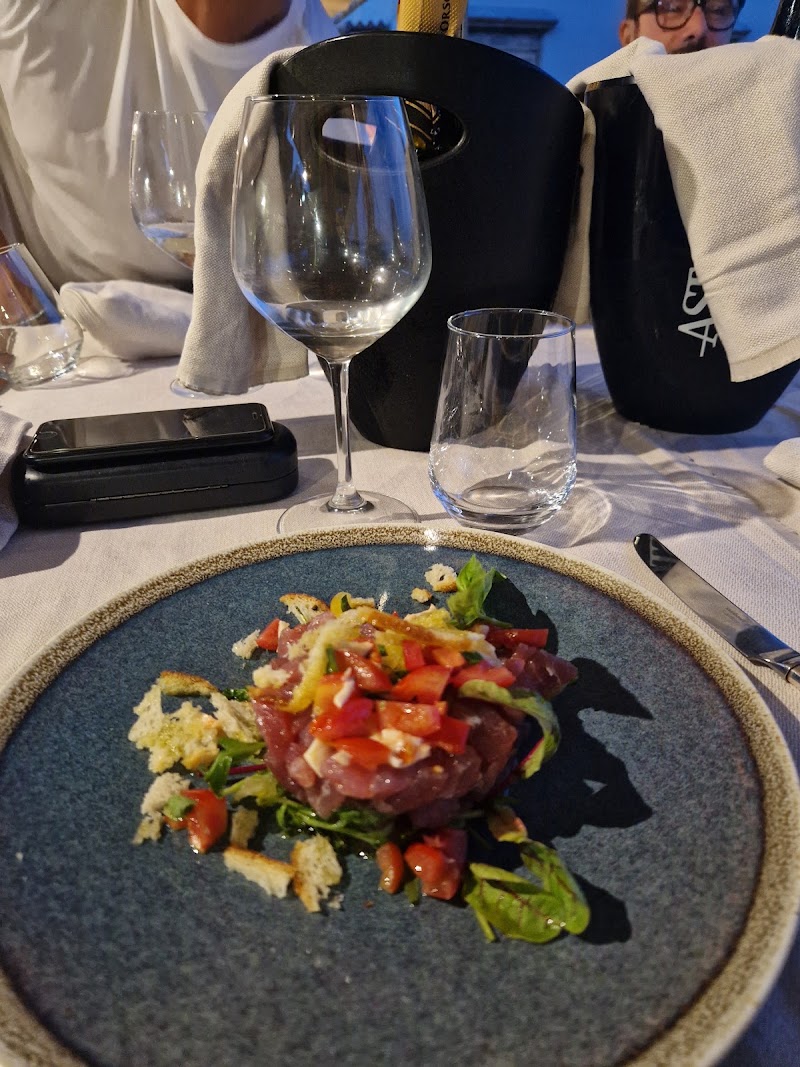 Paradisoblanco Restaurant - Paradisoblanco Restaurant Via Catullo, 13, 80122 Napoli NA, Italy