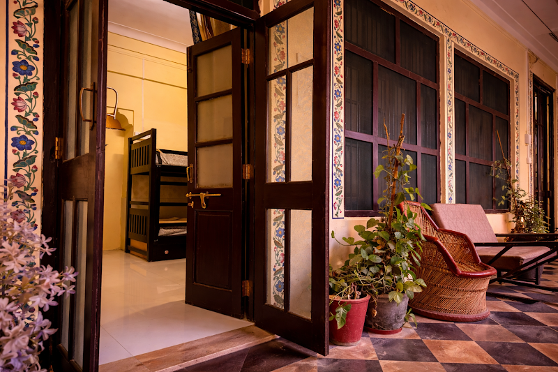 Kalyan Villa Homestay - Kalyan Villa Homestay Badi Sadri Haveli, Nayon ki Talai, near Vishwakarma Temple, Old City, Kalaji Goraji, Udaipur, Rajasthan 313001, India