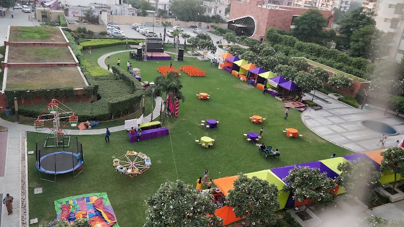 Tower 2, Imperial Estate, Sector 82 - Tower 2, Imperial Estate, Sector 82, 99V5+483, Floridaa O P Chains Rd, Bathola, Bhataula Village, Sector 82, Faridabad, Haryana 121007, India
