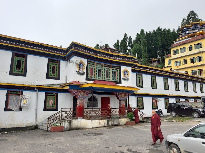Rumtek Dharma Chakra Centre - Rumtek Dharma Chakra Centre Tsurphu Labrang Pal Karmae Sangha Dhuche, Dharma Chakra Centre, 7HQ6+FHG, Sikkim 737135, India