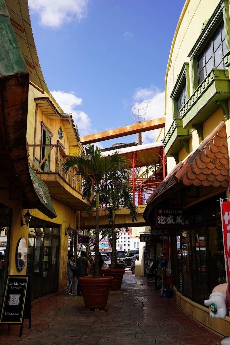 Mihama - Mihama, Chatan, Nakagami District, Okinawa 904-0115, Japan
