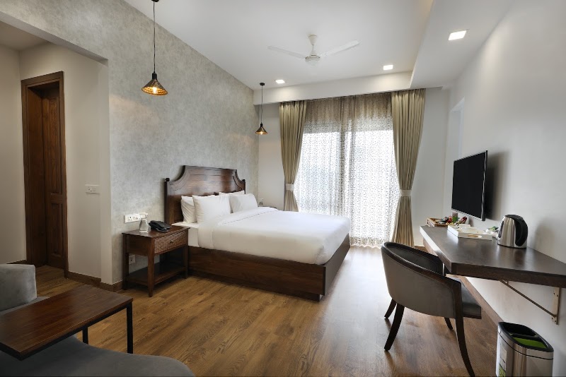 HYDEWEST INDIA The Medicity - HYDEWEST INDIA The Medicity 158, Medicity, Islampur Colony, Sector 38, Gurugram, Haryana 122018, India